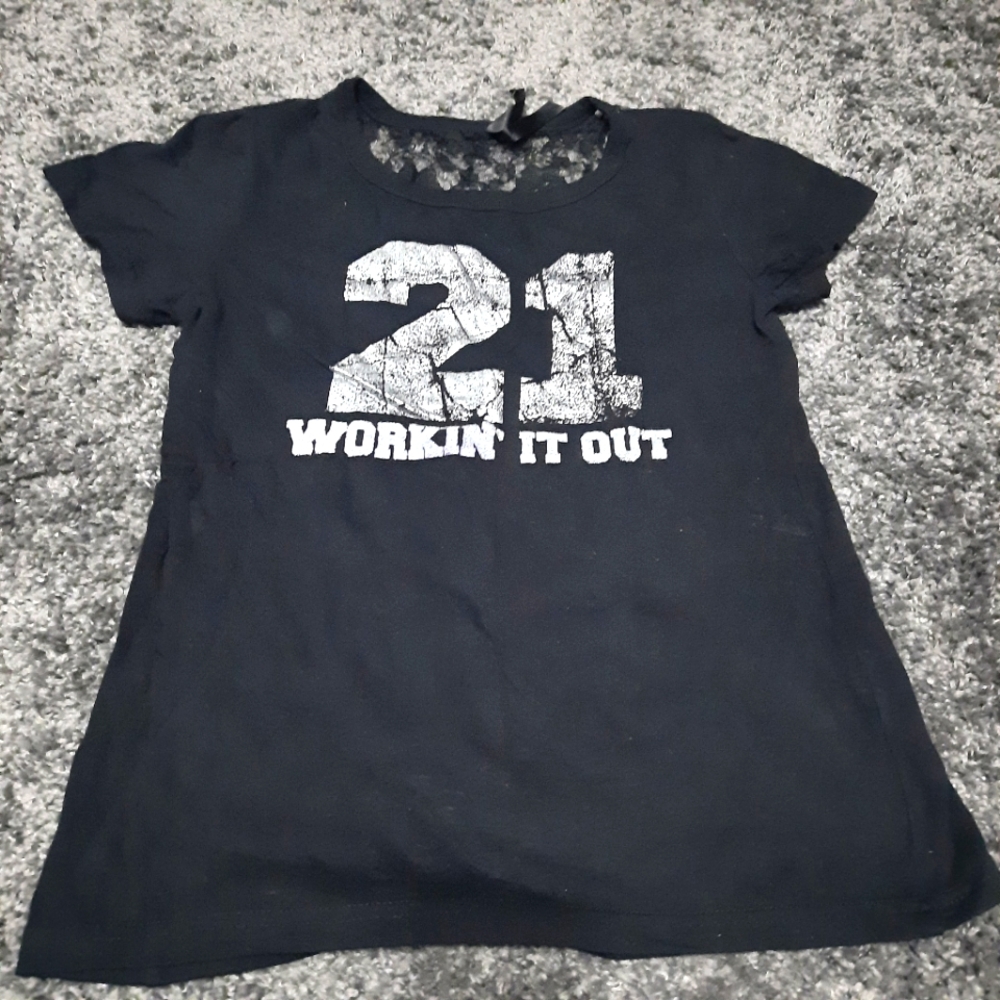 NWOT!!! Women's JAMMERS T-Shirt w/ Laced Back (Sz: Juniors Medium)